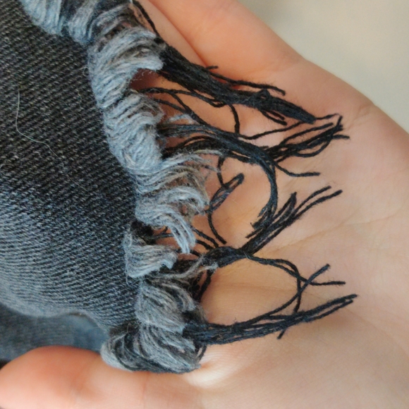 SheIn M Distressed Black Denim Shorts with Flame Embroidery on Pockets - Picture 4 of 5